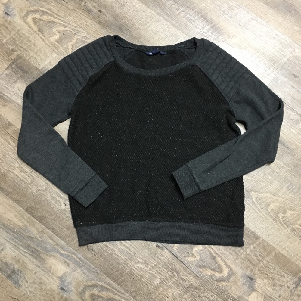 American Eagle Outfitters grey & black crew neck